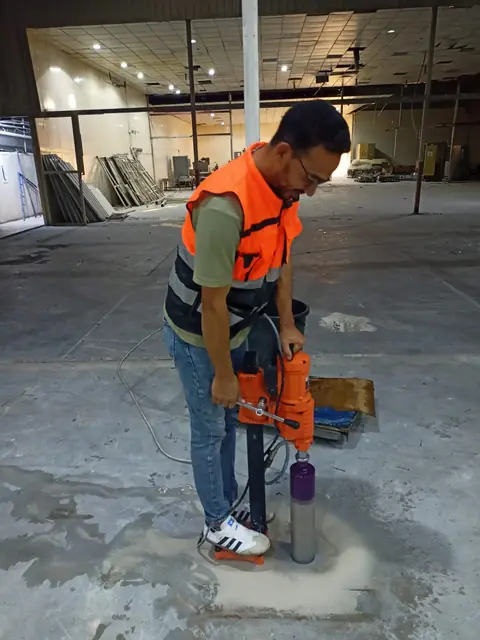 استخراج الأكوار الخرسانية